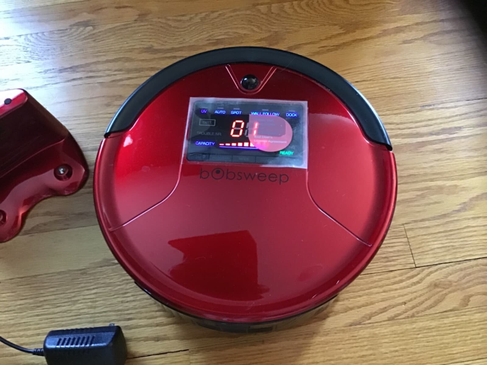 Bobsweep Pethair Robotic Vacuum Cleaner/Mop Red/Rouge