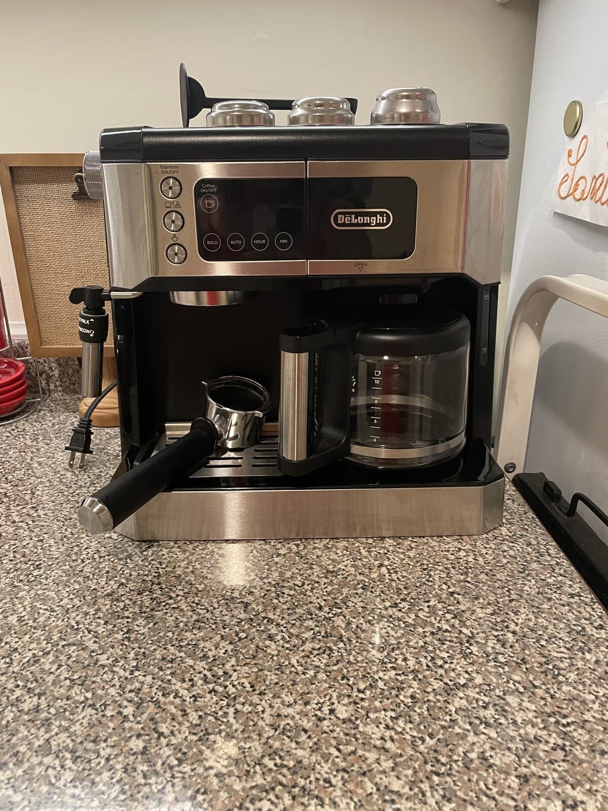 De'Longhi COM530M All-in-One Combination Coffee and Espresso Machine - Black