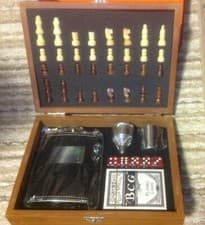 MM Ultimate Game Night Set Wooden